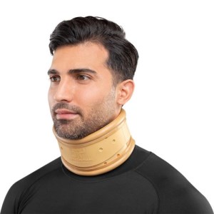 گردنبند طبی سخت سماطب سایز M